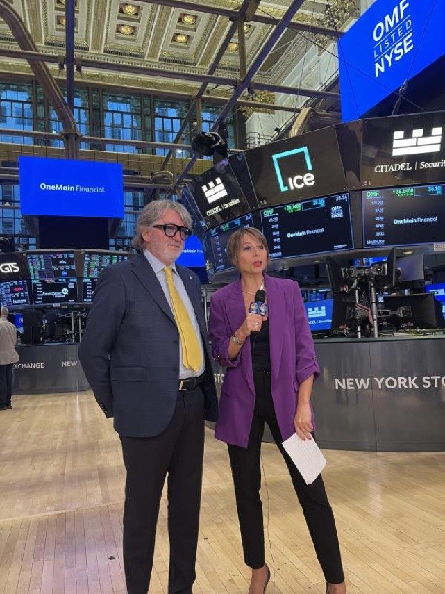 Renato Railz ai microfoni della CNBC al NYSE di New York!_1