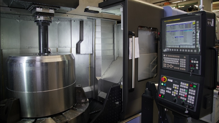 NEW VERTICAL LATHE MACHINES FOR MACHINING OF HUGE ROLLS